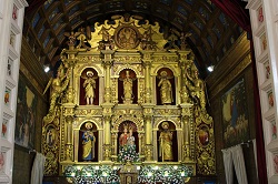 St. Mary's Forane Church, Kuravilangad-Altar